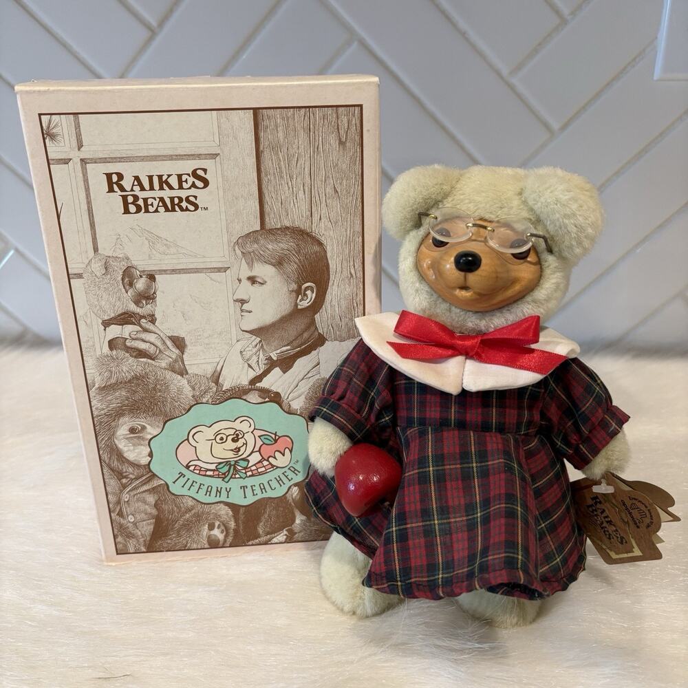 Robert Raikes Tiffany Teacher Bear Signed Limited Edition 1624/5000 w Box & Tag